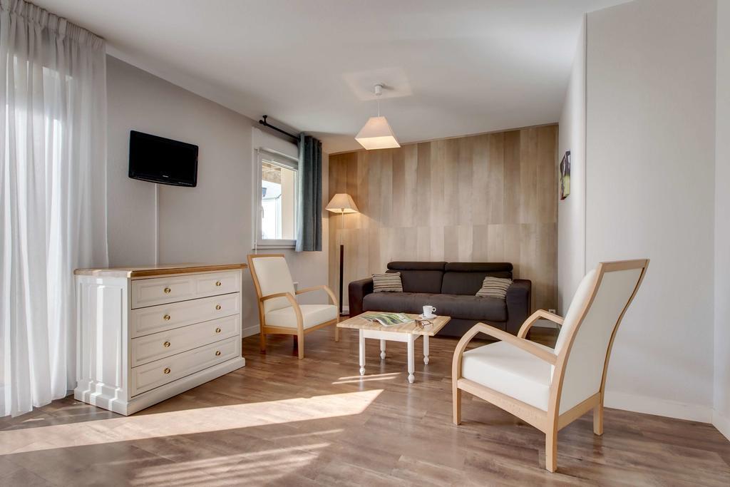 Appartements Les Ormes 에피니악 외부 사진