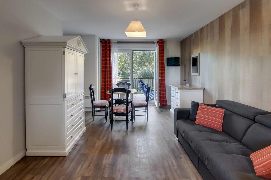 Appartements Les Ormes 에피니악 외부 사진